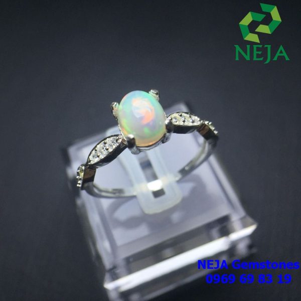 Nhẫn đá Opal úc bạc cao cấp